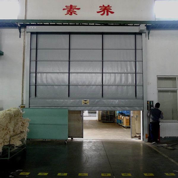 穩(wěn)如磐石！南京抗風(fēng)型堆積式快速門保障您的安全和效率縮略圖